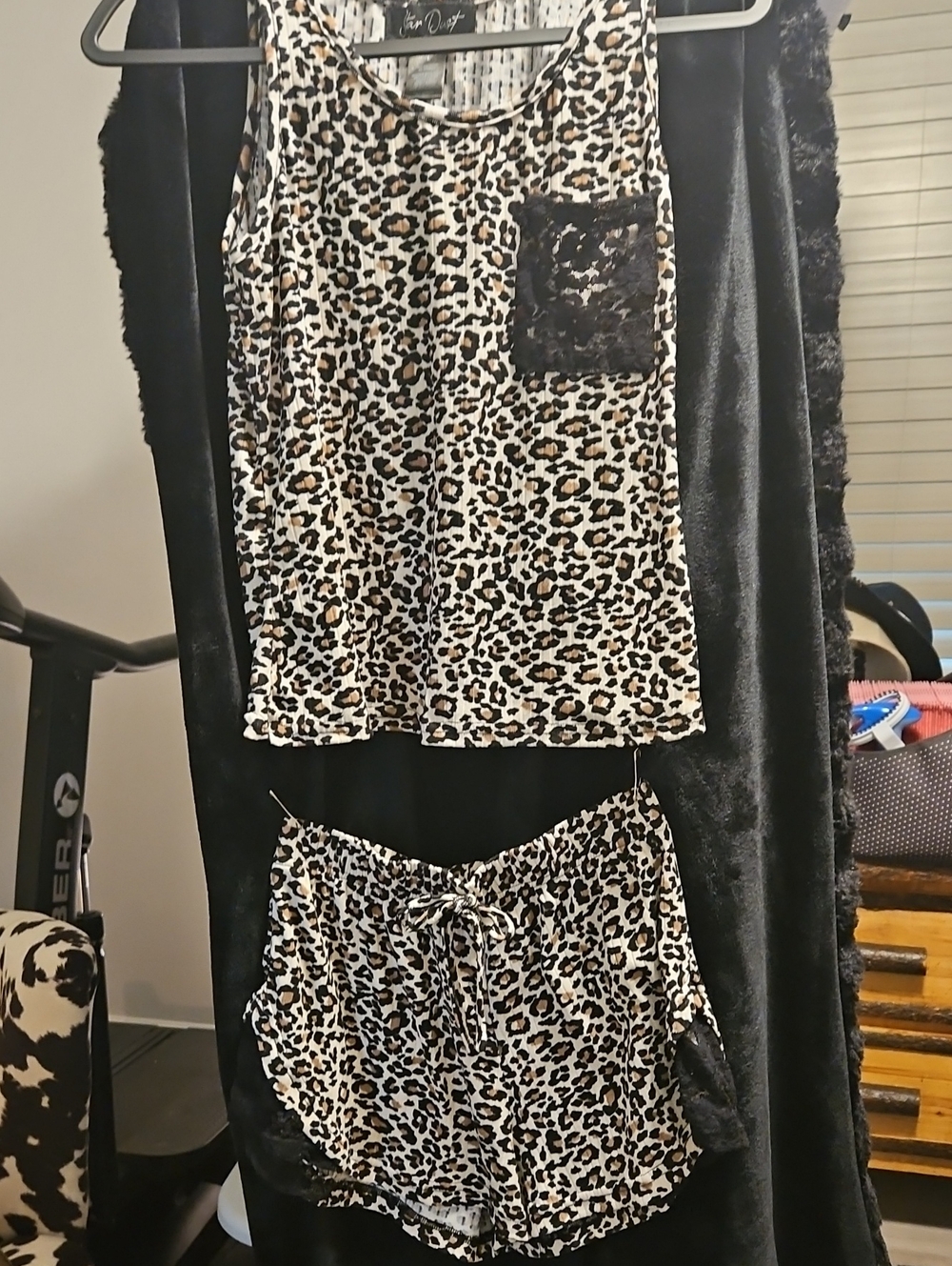 Leopard Print Two-Piece Lounge Set with Lace Pocket